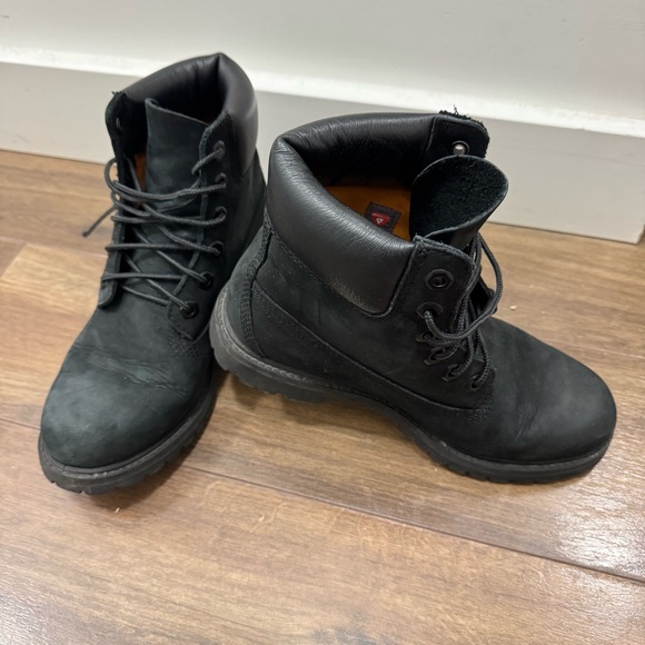 Timberland Shoes - Women Timberland premium 6-inch boots waterproof.